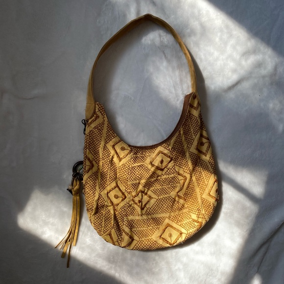 Y2K Yellow Bag - Picture 2 of 4